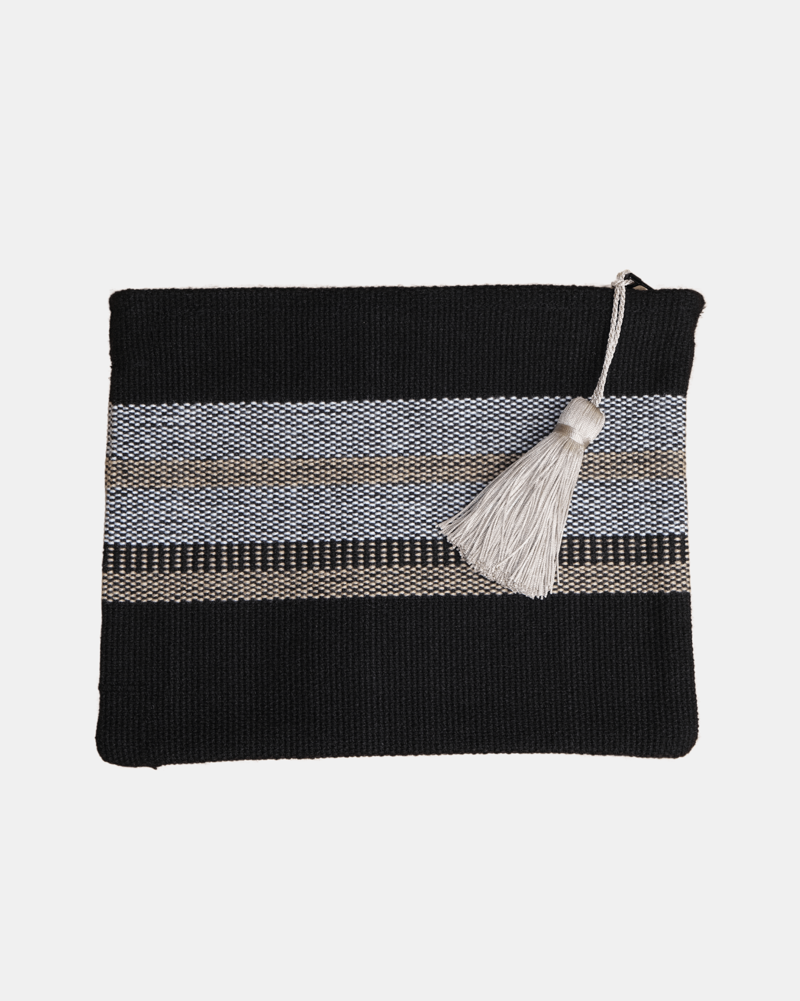 Maison AV Victoria Pouch Mantra Living