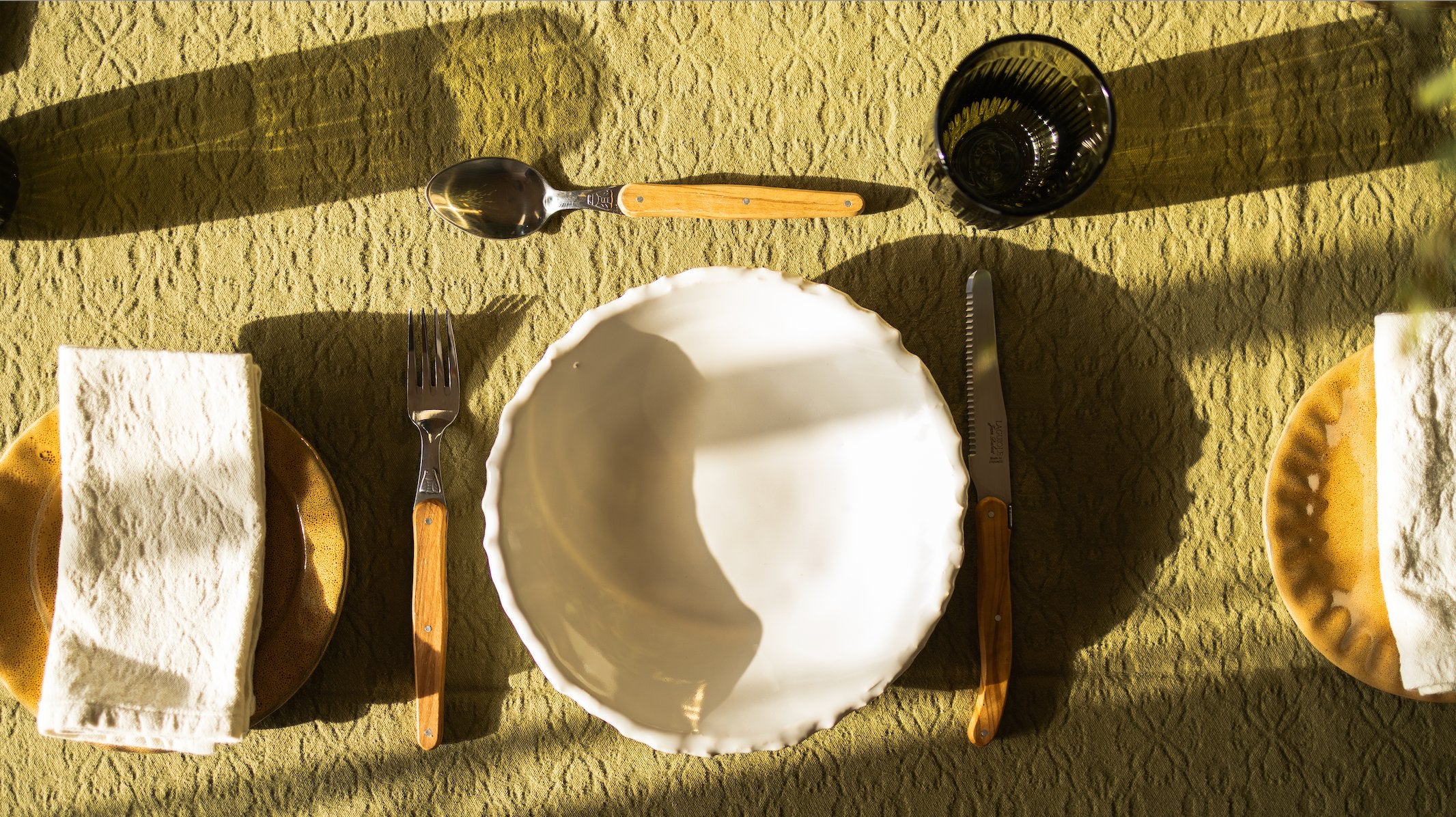 Plates & Bowls