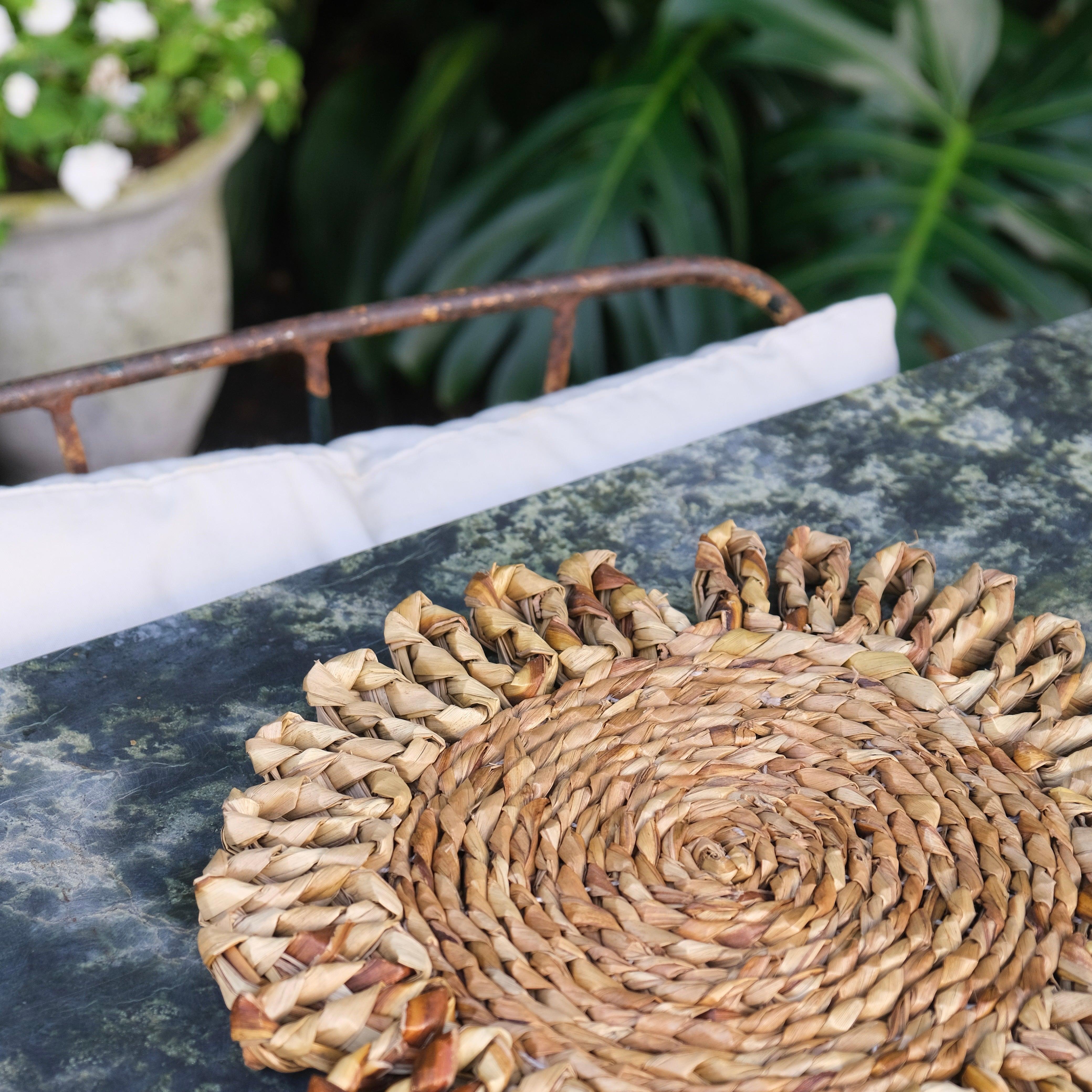 Imbali "flower" Twirl Placemat (Set of 6)