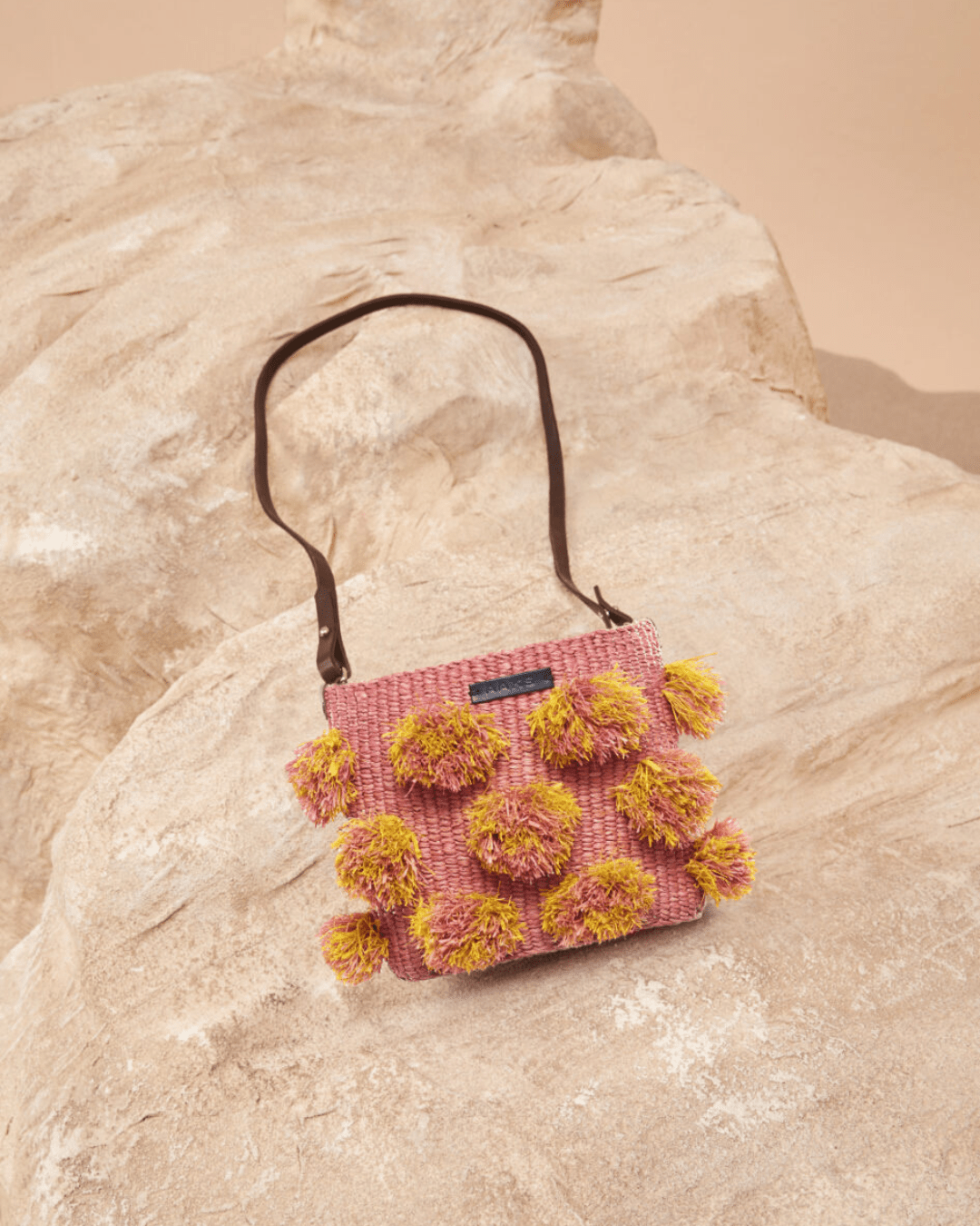 Hana PomPom Raffia Bag