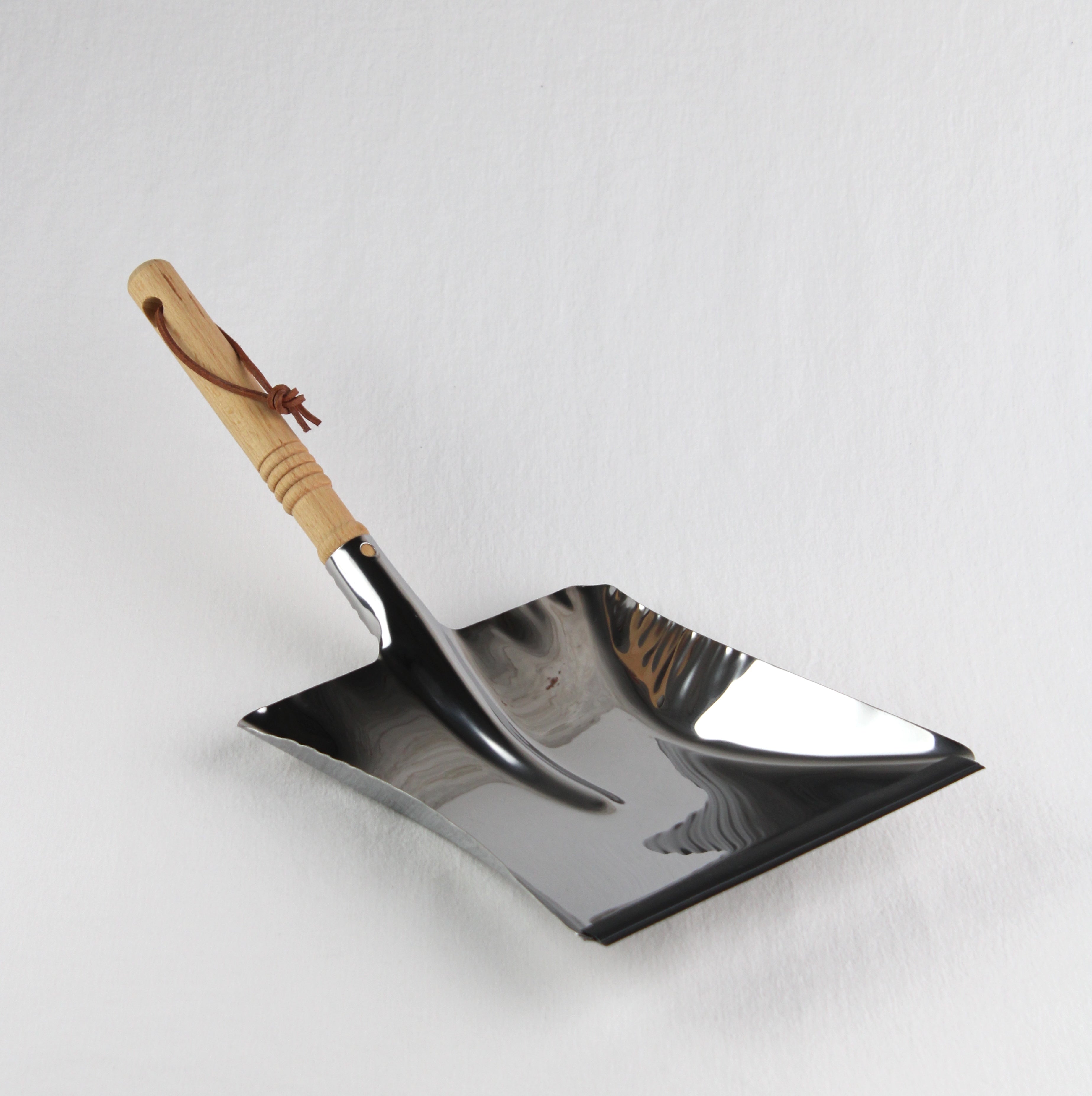 Dust Pan