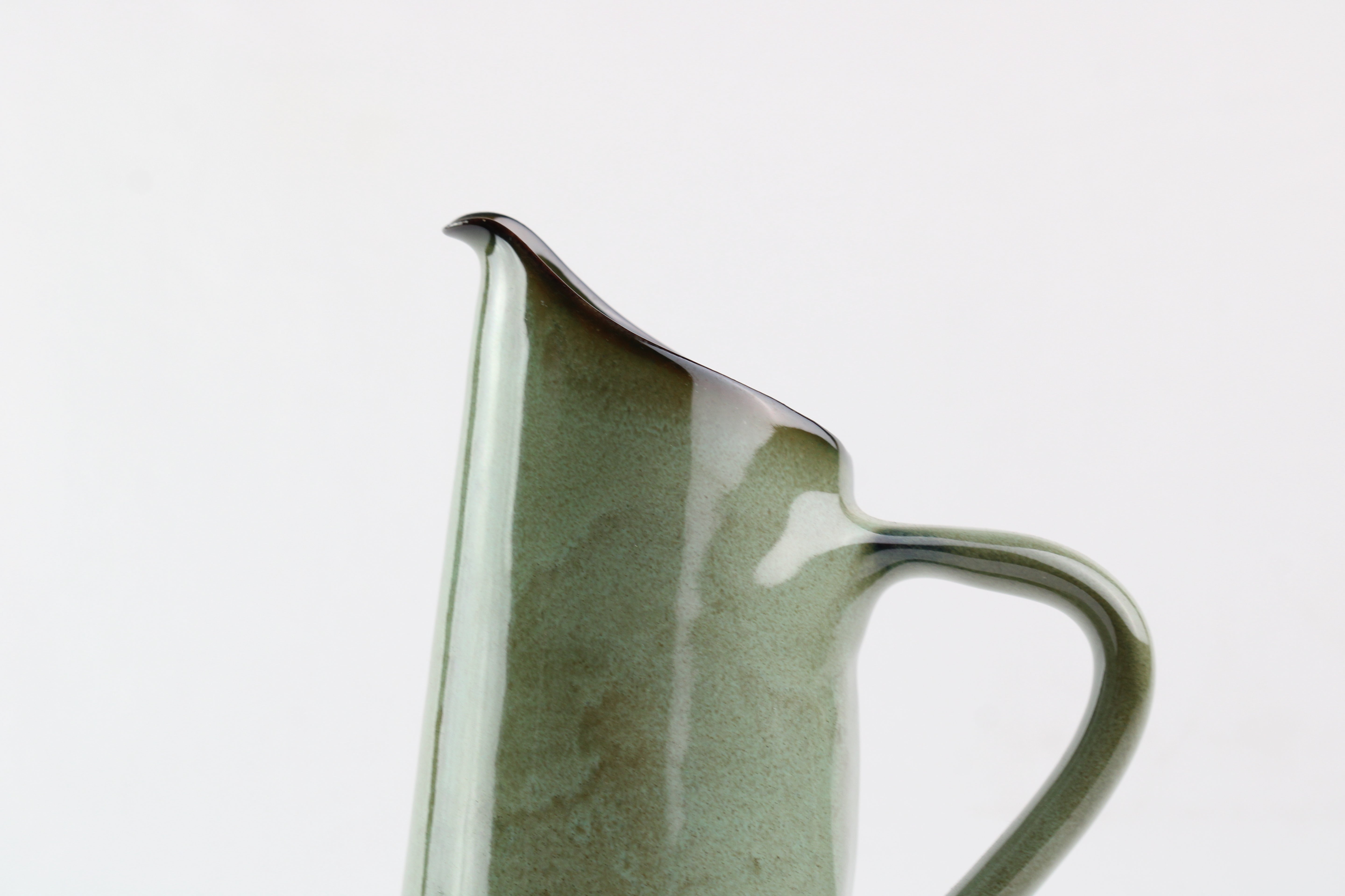 Classic Stoneware Jug - Fynbos Jug