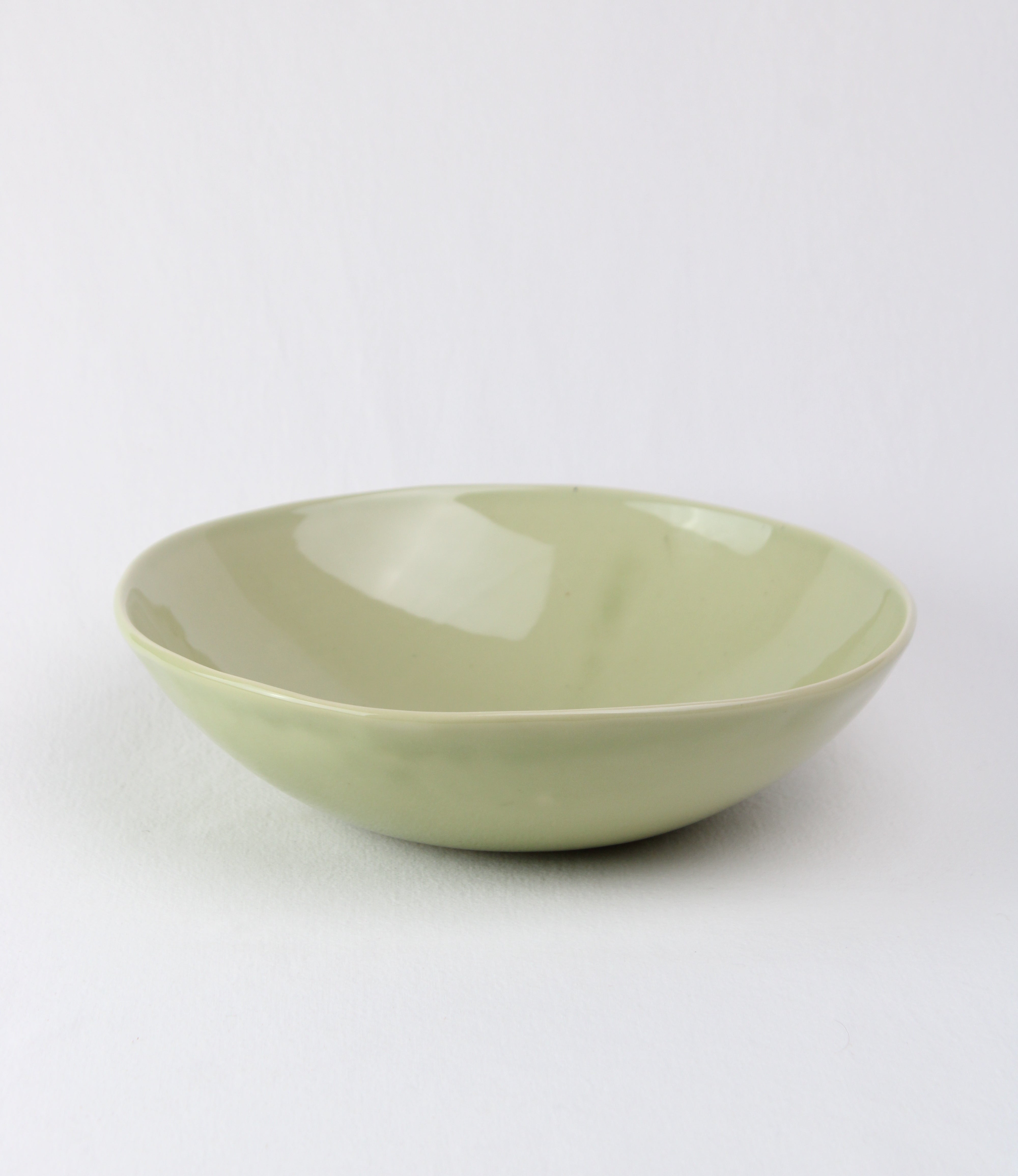 Classic Stoneware Salad Bowl
