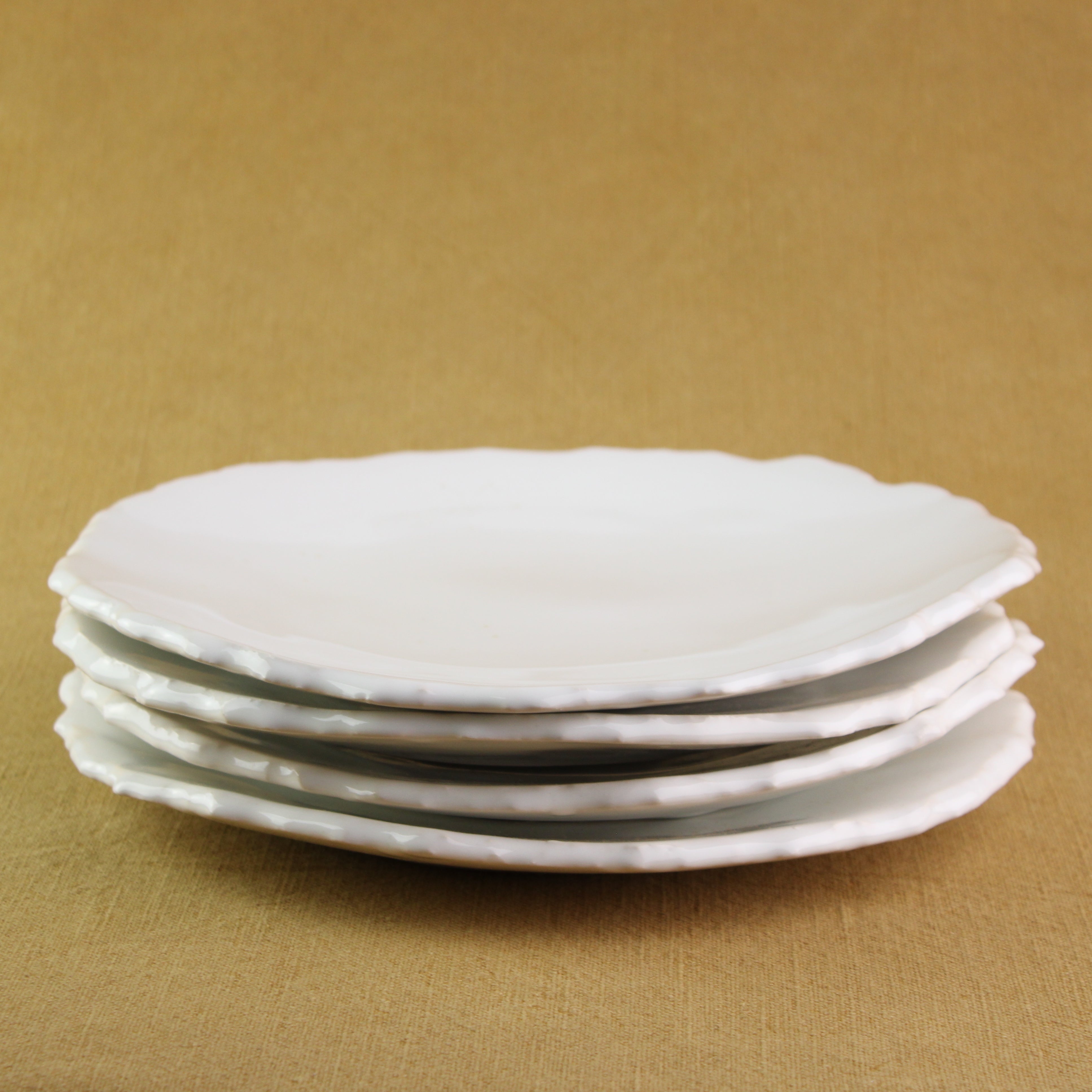Raw-edged Dinner Plate