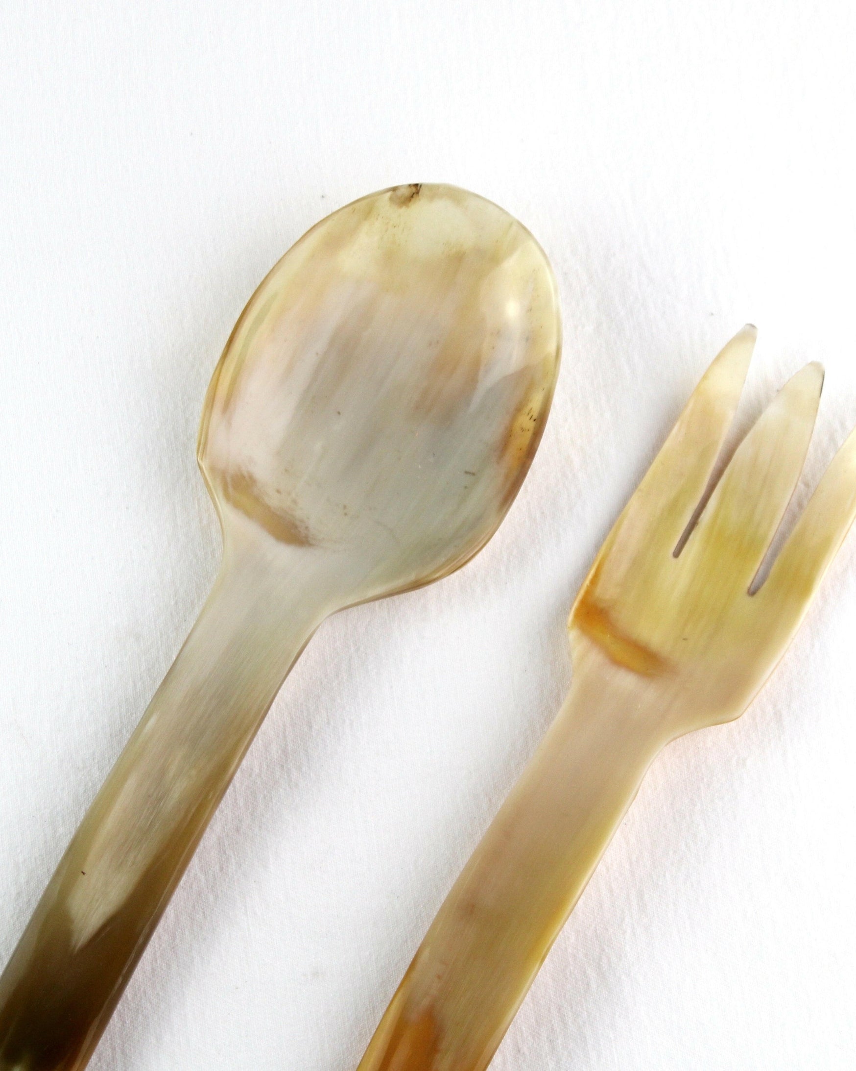 Ombre Horn Salad Servers Mantra Living